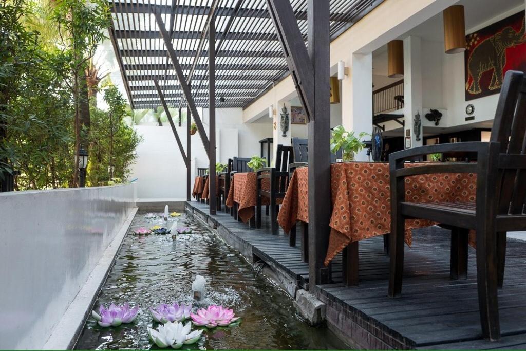 Siam Piman Hotel Bangkok Exterior foto